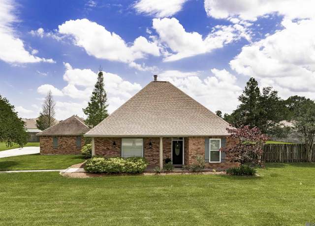Property at 40071 Parker Dr, Prairieville, LA 70769, 3 beds, 2 baths