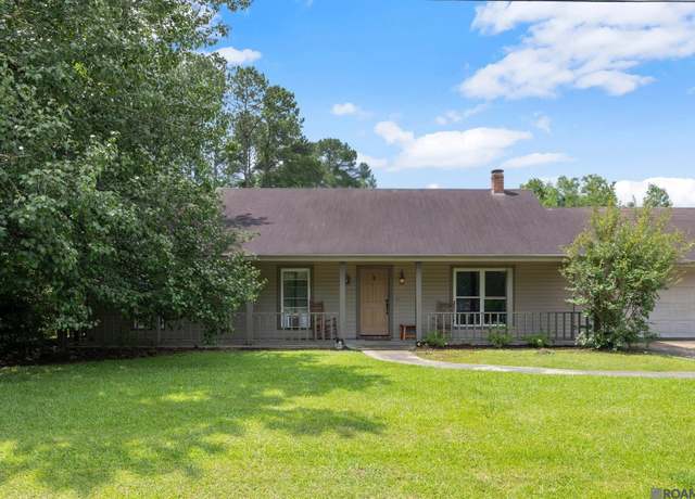 Property at 14162 Forest Glen Ln, Walker, LA 70785, 4 beds, 2 baths