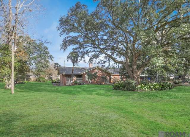 Property at 35824 Cane Market Rd, Denham Springs, LA 70706, 3 beds, 2.5 baths