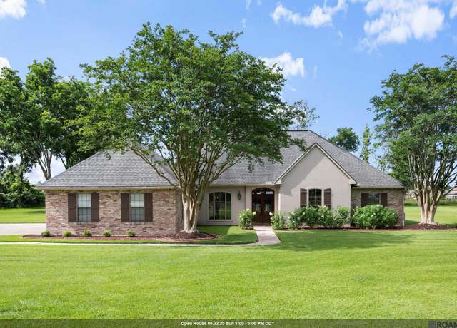 Property at 36321 C Braud Rd, Prairieville, LA 70769, 4 beds, 2.5 baths