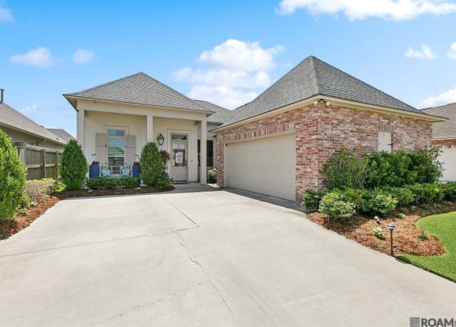 Property at 515 Silverbill Ln, Baton Rouge, LA 70810, 3 beds, 3 baths