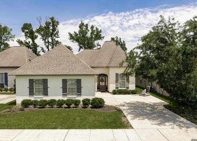 Property at 14445 Market North Dr, Saint George, LA 70810, 5 beds, 3 baths