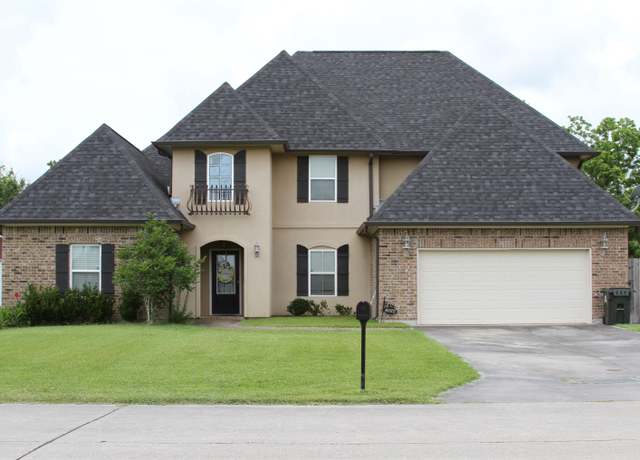 Property at 4622 Sugar Bend St, Houma, LA 70364, 4 beds, 2.5 baths