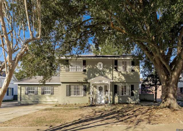 Property at 326 Wilton Dr, Baton Rouge, LA 70815, 4 beds, 2.5 baths