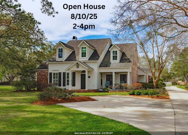 Property at 2806 Dakin Ave, Baton Rouge, LA 70820, 4 beds, 4.5 baths