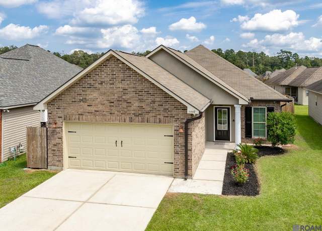 Property at 11449 Ashwood Ct, Denham Springs, LA 70726, 3 beds, 2 baths