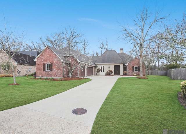 Property at 2969 Laurel Plantation Ave, Baton Rouge, LA 70820, 4 beds, 3 baths
