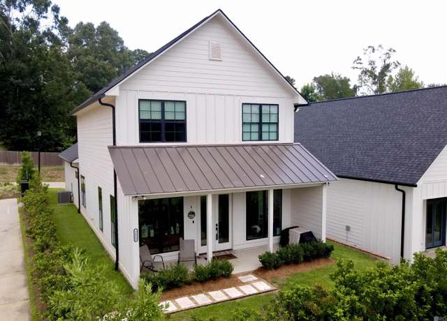 Property at 3084 Parkside Ln, St Francisville, LA 70775, 3 beds, 2.5 baths