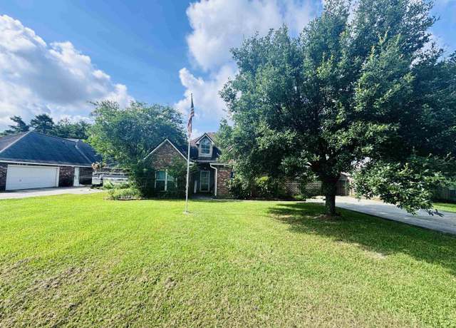 Property at 13244 Arnold Rd, Walker, LA 70785, 4 beds, 2.5 baths