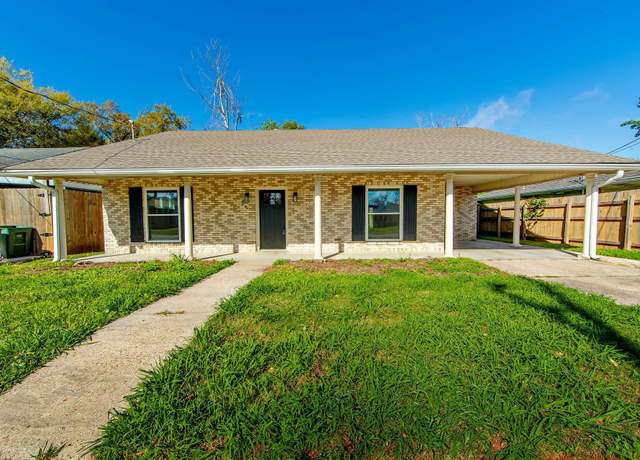 Property at 527 Maple Ave, Houma, LA 70364, 3 beds, 2 baths