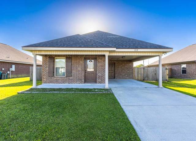 Property at 122 Darwen Dr, Raceland, LA 70394, 3 beds, 2 baths
