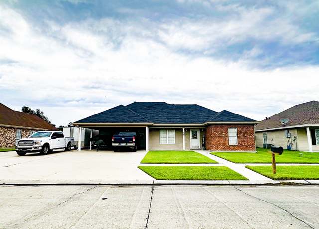 Property at 249 J Patrick Dr, Houma, LA 70364, 3 beds, 2 baths