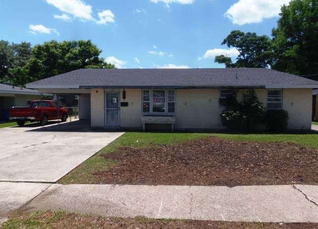Property at 106 Apricot St, Thibodaux, LA 70301, 3 beds, 3 baths