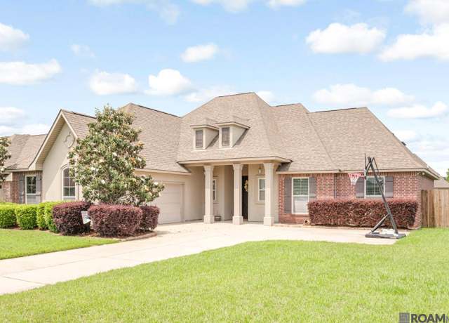 Property at 20211 Long Lake Dr, Hammond, LA 70403, 3 beds, 2 baths