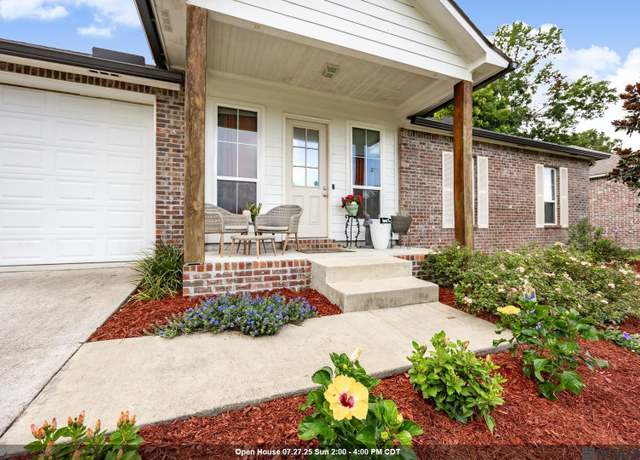 Property at 1648 Mary Evers Dr, Baton Rouge, LA 70810, 3 beds, 2 baths