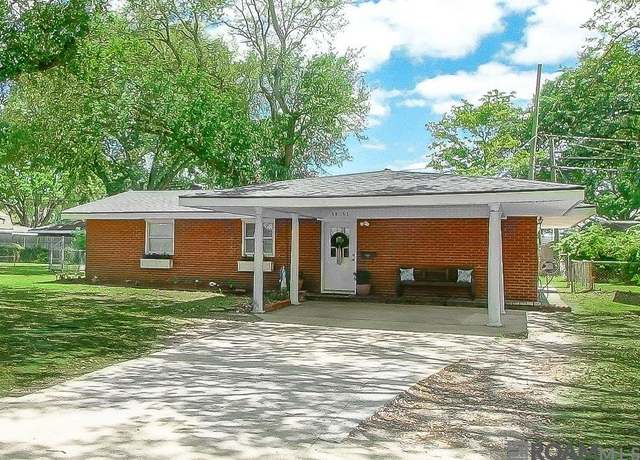 Property at 59153 Laurel St, Plaquemine, LA 70764, 3 beds, 1.5 baths