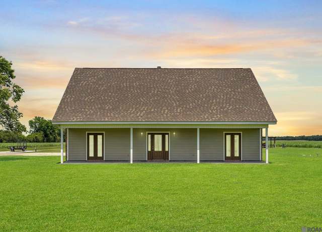 Property at 5932A Highway 308, Belle Rose, LA 70341, 3 beds, 2.5 baths
