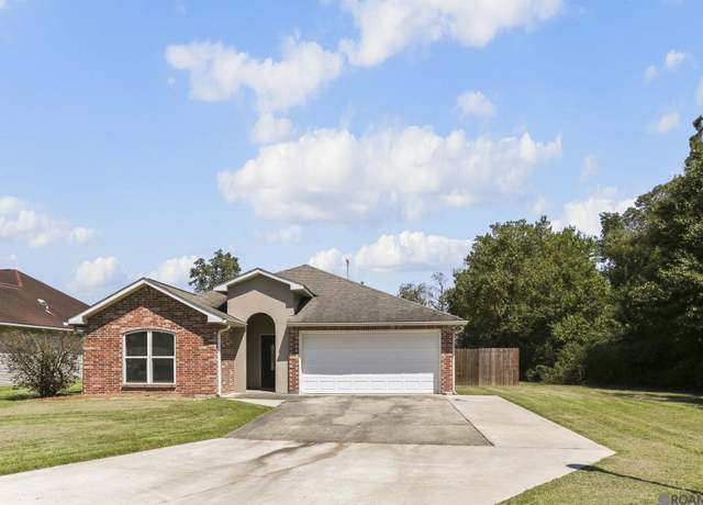 Property at 23674 Sweetbriar Ct, Denham Springs, LA 70726, 3 beds, 2 baths