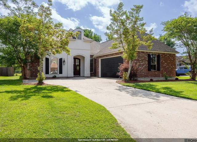 Property at 15454 Summer Trace Dr, Prairieville, LA 70769, 4 beds, 3 baths