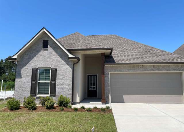 Property at 413 Rue Evangeline, Houma, LA 70364, 3 beds, 2 baths
