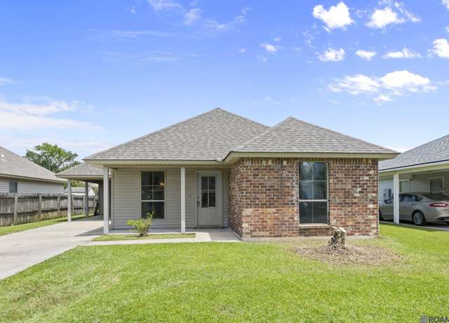 Property at 1032 S Sky Ave, Gonzales, LA 70737, 3 beds, 2 baths