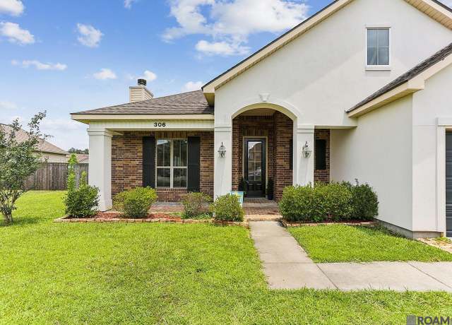 Property at 306 Penn Mill Lakes Blvd, Covington, LA 70435, 3 beds, 2 baths