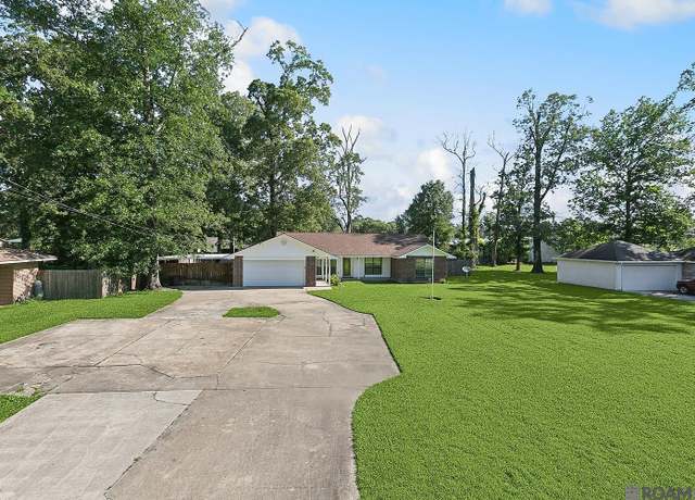 Property at 5023 Kennedy Dr, Zachary, LA 70791, 3 beds, 2 baths