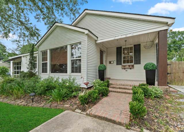 Property at 2154 Edinburgh Ave, Baton Rouge, LA 70808, 4 beds, 2.5 baths