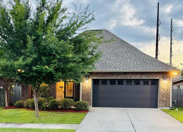 Property at 18341 Sunset Park Dr, Prairieville, LA 70769, 3 beds, 2 baths