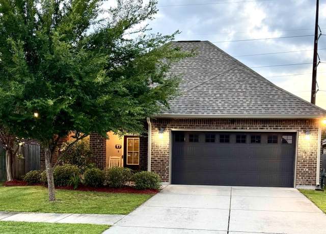 Property at 18341 Sunset Park Dr, Prairieville, LA 70769, 3 beds, 2 baths