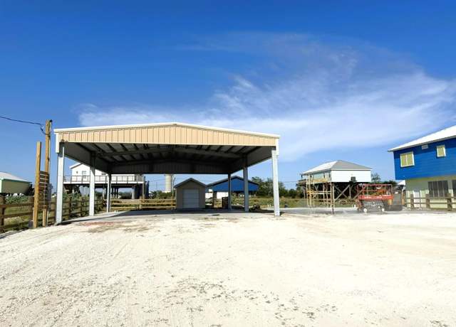 Property at 220 Cypress Ln, Grand Isle, LA 70358