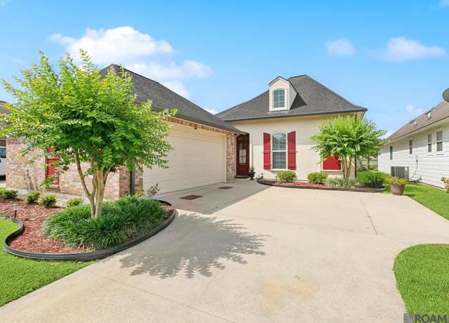 Property at 14536 Market North Dr, Saint George, LA 70810, 4 beds, 3 baths