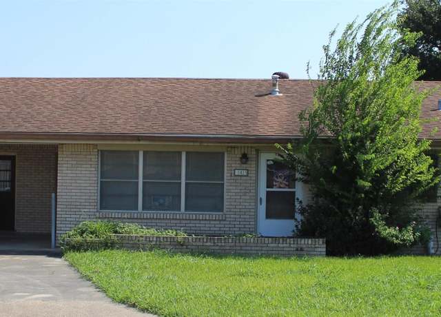 Property at 1419 Acadian Dr, Houma, LA 70363, 3 beds, 2 baths