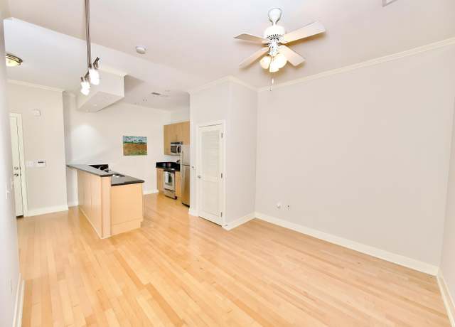 Property at 7707 Bluebonnet Blvd #213, Baton Rouge, LA 70810, 1 bed, 1 bath