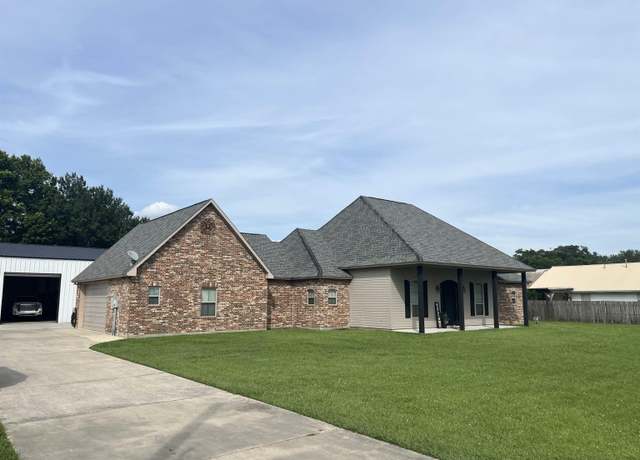 Property at 23945 Doris Dr, Plaquemine, LA 70764, 4 beds, 2.5 baths
