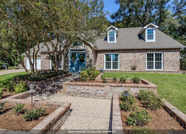 Property at 1758 Applewood Rd, Baton Rouge, LA 70808, 5 beds, 3.5 baths