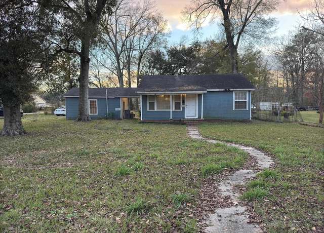 Property at 10288 White Oak Dr, Baton Rouge, LA 70815, 3 beds, 1 bath