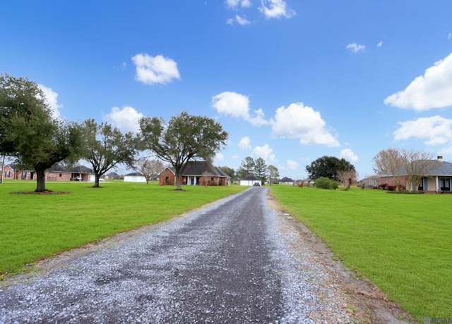 Property at 6064 La Hwy 44, Gonzales, LA 70737, 3 beds, 2 baths