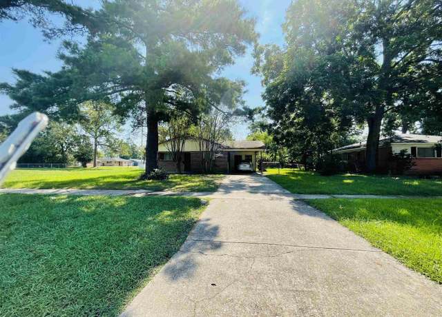 Property at 6444 Silverleaf Ave, Baton Rouge, LA 70812, 3 beds, 1.5 baths