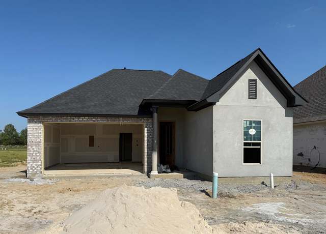 Property at 37360 Hereford St, Prairieville, LA 70769, 3 beds, 2 baths