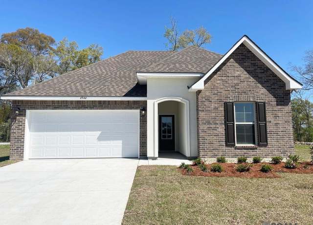 Property at 4944 Catalpa Dr, Addis, LA 70710, 3 beds, 2 baths