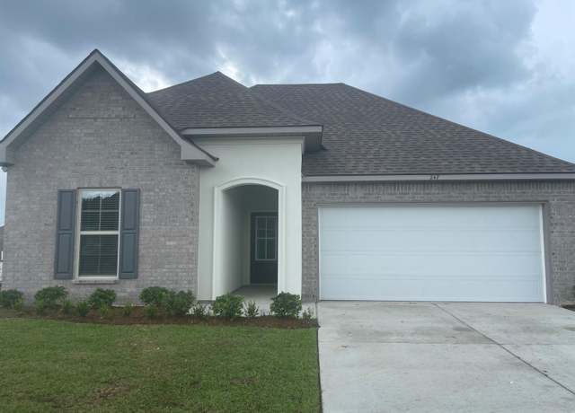 Property at 247 Sophie Dr, Houma, LA 70364, 3 beds, 2 baths