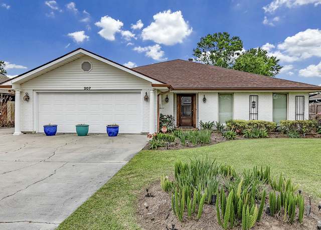 Property at 207 Tiger Tail Rd, Houma, LA 70360, 3 beds, 2 baths