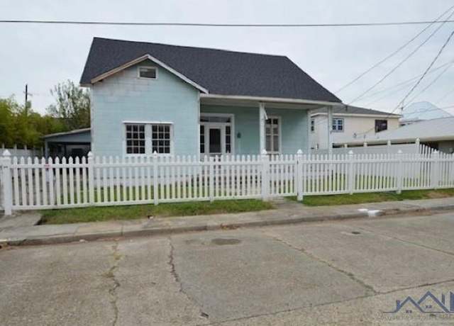 Property at 317 Canal St, Houma, LA 70360, 3 beds, 3.5 baths