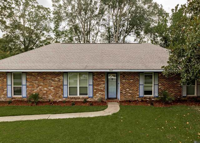 Property at 3443 Warren Dr, Baton Rouge, LA 70814, 4 beds, 3 baths