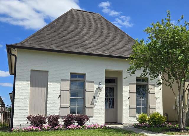 Property at 14017 Cirrus Dr, Baton Rouge, LA 70810, 4 beds, 2 baths