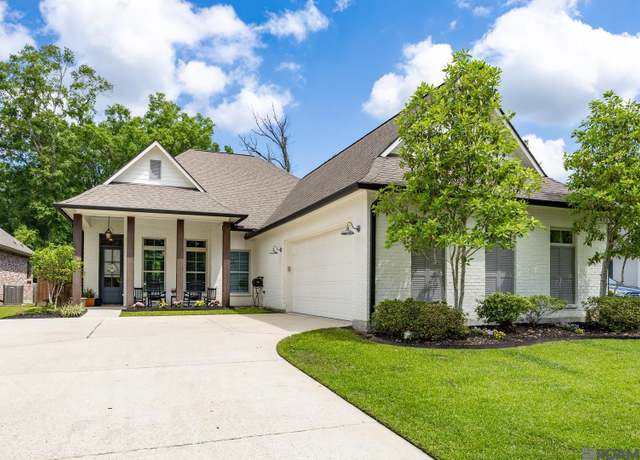 Property at 41148 Talonwood Dr, Gonzales, LA 70737, 4 beds, 3 baths