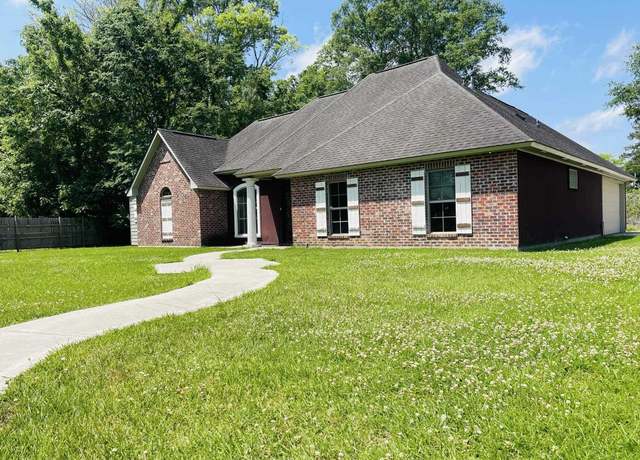 Property at 315 Day Dr, Baker, LA 70714, 3 beds, 2 baths
