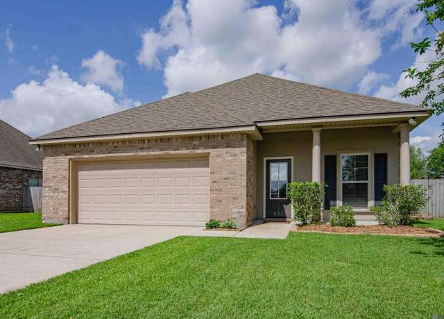 Property at 603 S Calvin Ave, Gonzales, LA 70737, 3 beds, 2 baths