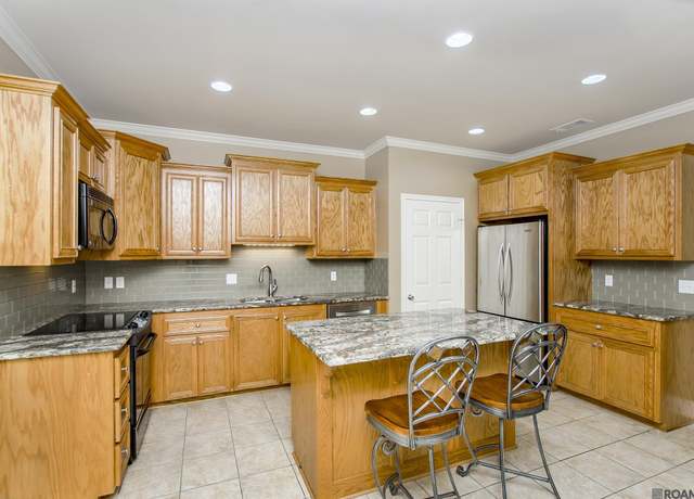 Property at 11510 Southfork Ave #41, Baton Rouge, LA 70816, 3 beds, 2 baths